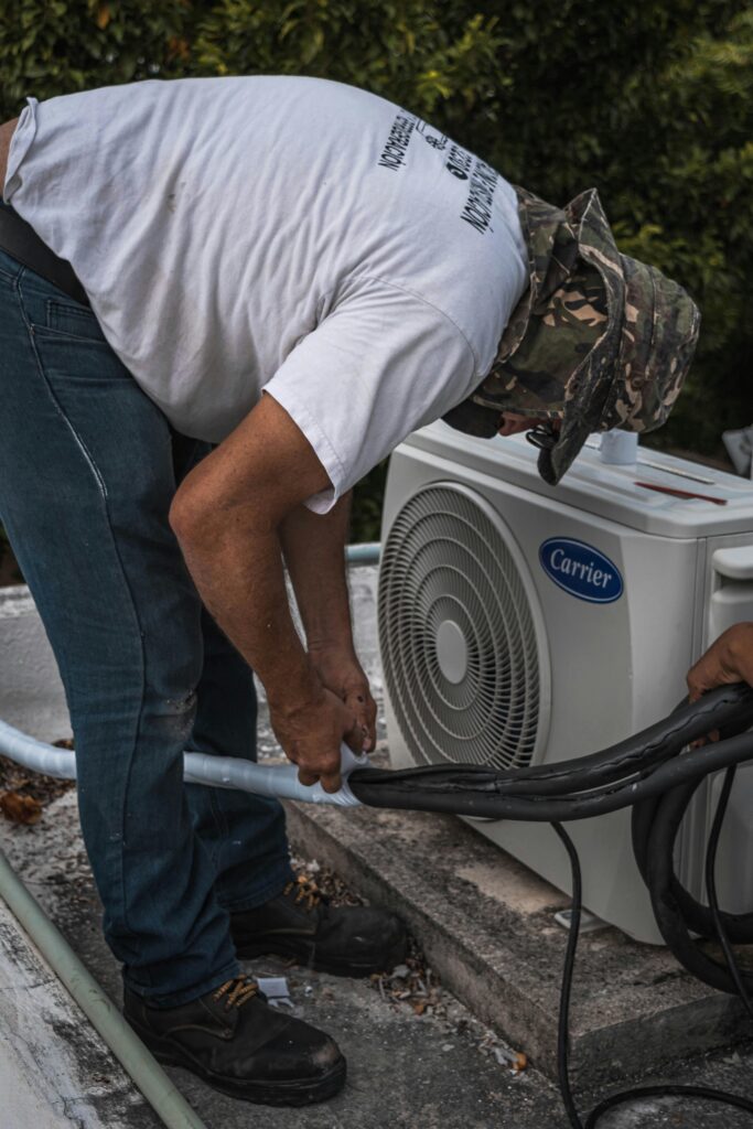 Waarom een airco installateur inschakelen essentieel is